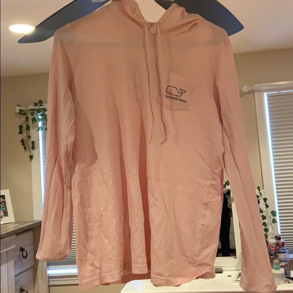 sweatshirt/ shirt with a hood